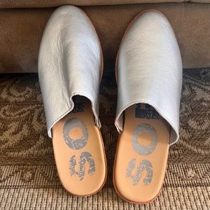 SOREL - WOMEN'S ELLA MULE-METALLIC SHOES